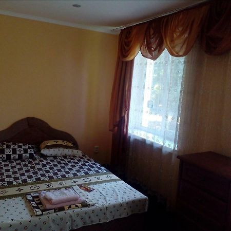 Imperial Hotel Krivoy Rog Kryvyi Rih Extérieur photo