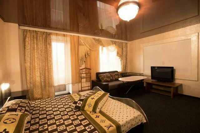 Imperial Hotel Krivoy Rog Kryvyi Rih Extérieur photo